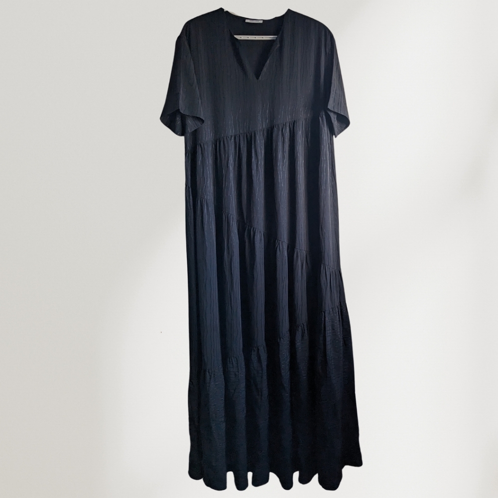 Minimum Tiered Maxi black dress, Sayalin dress